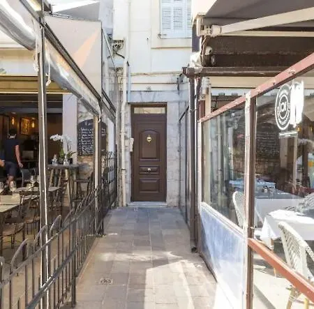 Authentique Situe En Plein Centre D'antibes شقة *