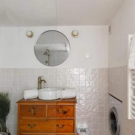 Authentique Situe En Plein Centre D'antibes Apartment *